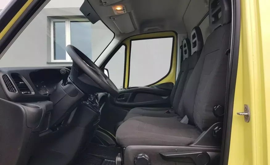Iveco Daily KONTENER 8EP 4.13x2.21x2.20 KLIMA KRAJOWY 35S13 MANUAL DMC 3500 KG zdjęcie 20