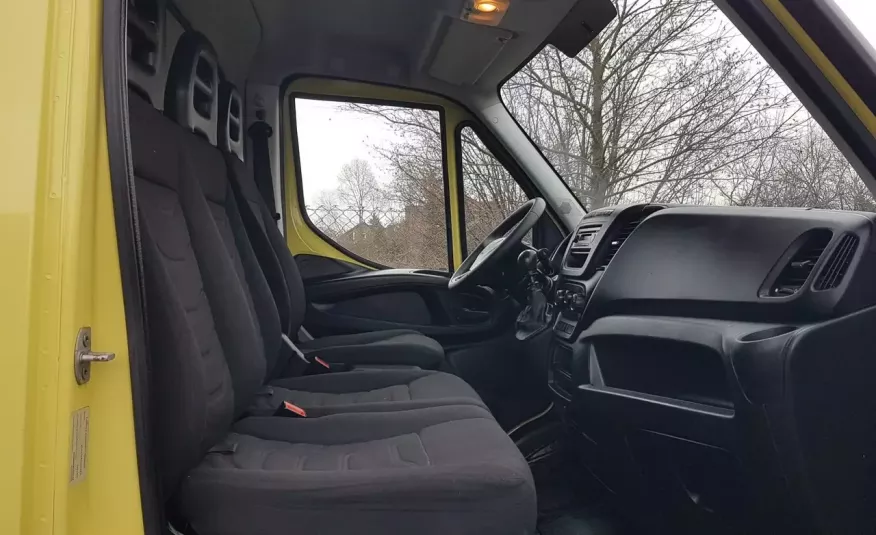 Iveco Daily KONTENER 8EP 4.13x2.21x2.20 KLIMA KRAJOWY 35S13 MANUAL DMC 3500 KG zdjęcie 21