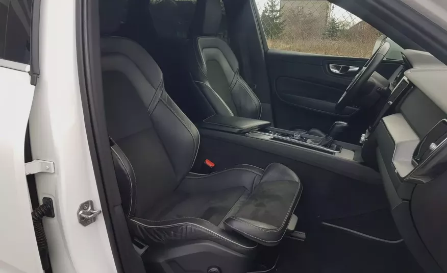 Volvo XC 60 R-DESIGN CLIMATRONIC TEMPOMAT KRAJOWY ALUFELGI I-WŁAŚCICIEL zdjęcie 6