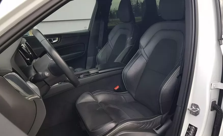 Volvo XC 60 R-DESIGN CLIMATRONIC TEMPOMAT KRAJOWY ALUFELGI I-WŁAŚCICIEL zdjęcie 7