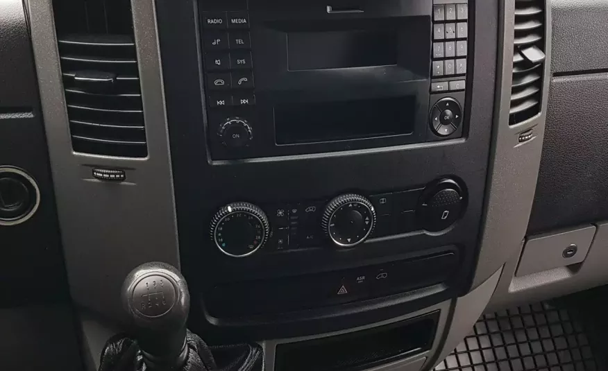 Mercedes Sprinter KONTENER 8EP 4.21x2.15x2.30 KLIMA 314 CDI MANUAL DMC 3500 KG KRAJOWY zdjęcie 8