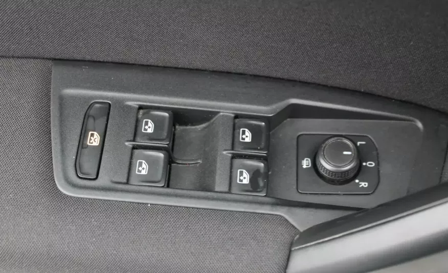 Volkswagen Tiguan F-Vat, SalonPL, Klimatronik, Czujnki Parkowania, I-właściciel, NAVI, ALU zdjęcie 8