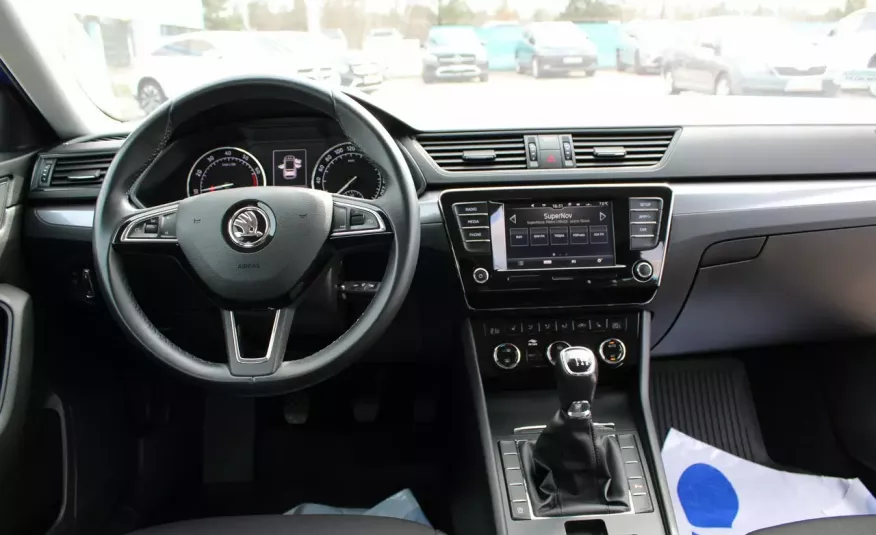 Skoda Superb F-Vat, Salon PL, I-właścicel, Gwarancja, Kamera Cofania, NAVI, Grzane fotele zdjęcie 7