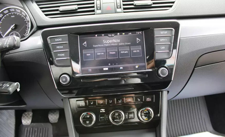 Skoda Superb F-Vat, Salon PL, I-właścicel, Gwarancja, Kamera Cofania, NAVI, Grzane fotele zdjęcie 11