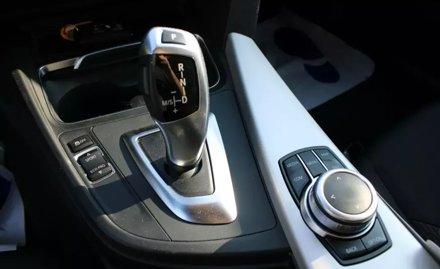 BMW 318 F-vat, salon-polska, gwarancja, automat, kamera, alu, navi, sedan zdjęcie 14