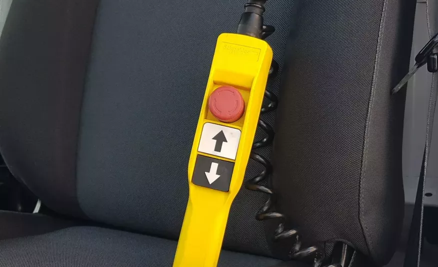 Renault Master WYWROTKA KIPER BLIŹNIAKI 3-OSOBY DMC 3500 KG zdjęcie 27