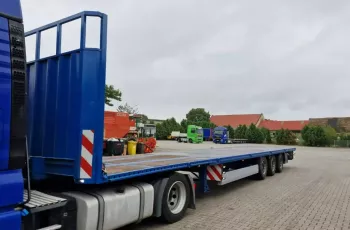 Krone KRONE SD , 3 osiowa MEGA F VAT 23% 3 osiowa, MEGA, 2012 r