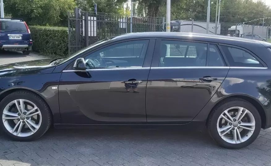 Opel Insignia 2.0cdti 140KM zadbana zarejestrowana zdjęcie 7