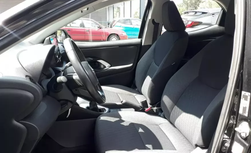 Toyota Yaris 1, 5 VVTi 125KM COMFORT, salon Polska, gwarancja zdjęcie 15