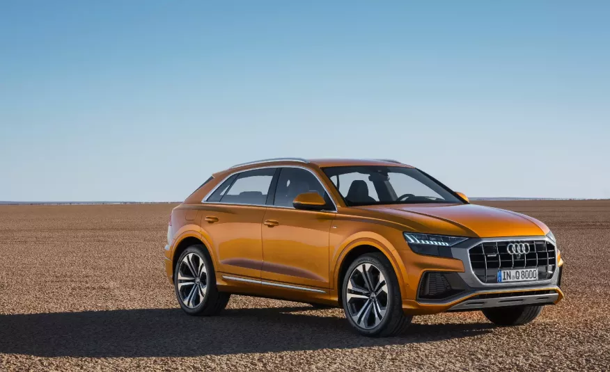 AUDI Q8 45 TDI mHEV Quattro Tiptronic zdjęcie 1