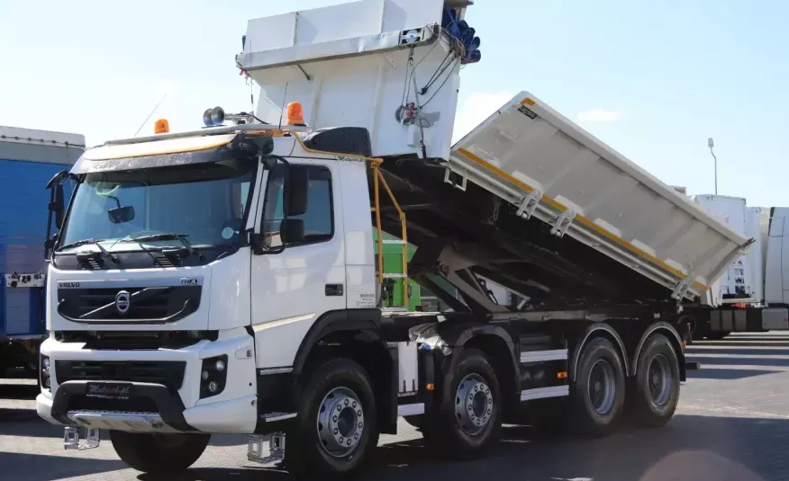 Volvo FMX 450 / 8 X 4 / WYWROTKA 2 STRONNA / HYDROBURTA / HYDROKLAPA / EEV / zdjęcie 