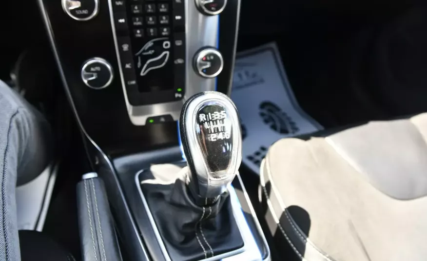 Volvo V40 1.6HDI R-Design, Serwis, Navi, Tempomat, Alu, .GWARANCJA zdjęcie 13