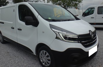 Renault LIFT L2H1 LONG 2019 klima pdc LED tempomat navi telefon 2xdrzwi boczne IDEALNY