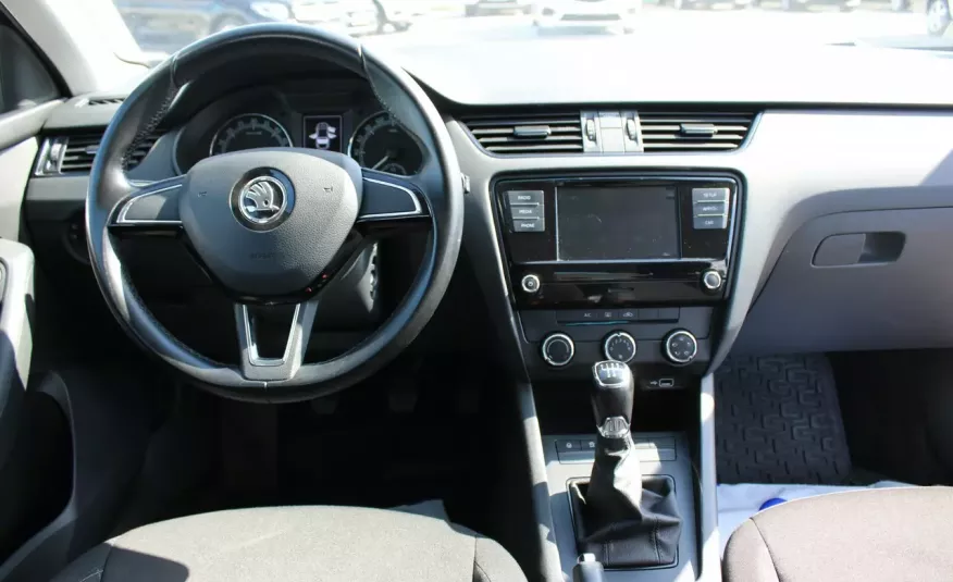 Skoda Octavia F-Vat, Salon Polska, Gwarancja, I-właściciel, NISKI-przebieg zdjęcie 13