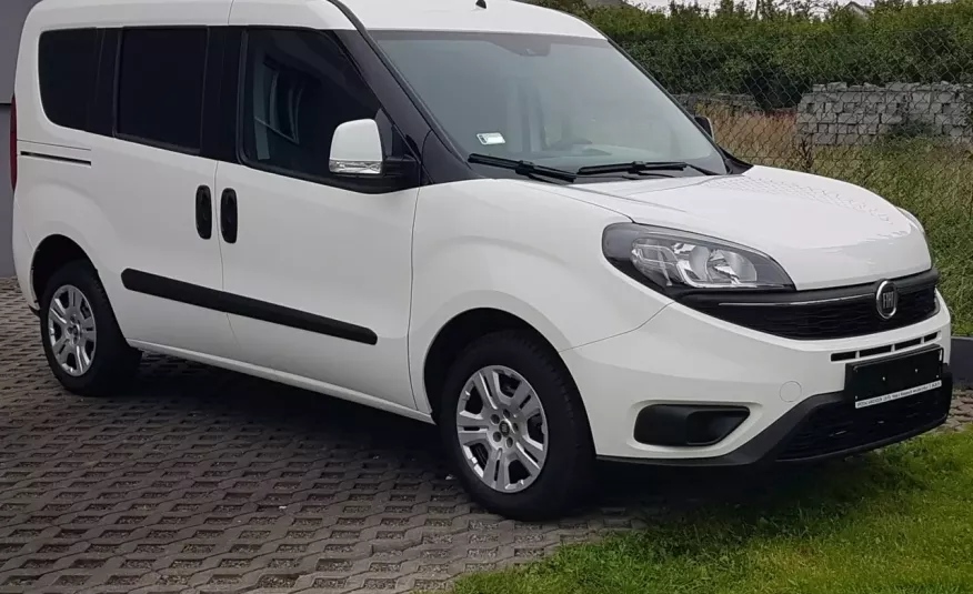 Fiat Doblo 5 OSÓB KLIMA 2xDRZWI BOCZNE PRZESUWNE KRAJOWY I-WŁAŚCICIEL zdjęcie 