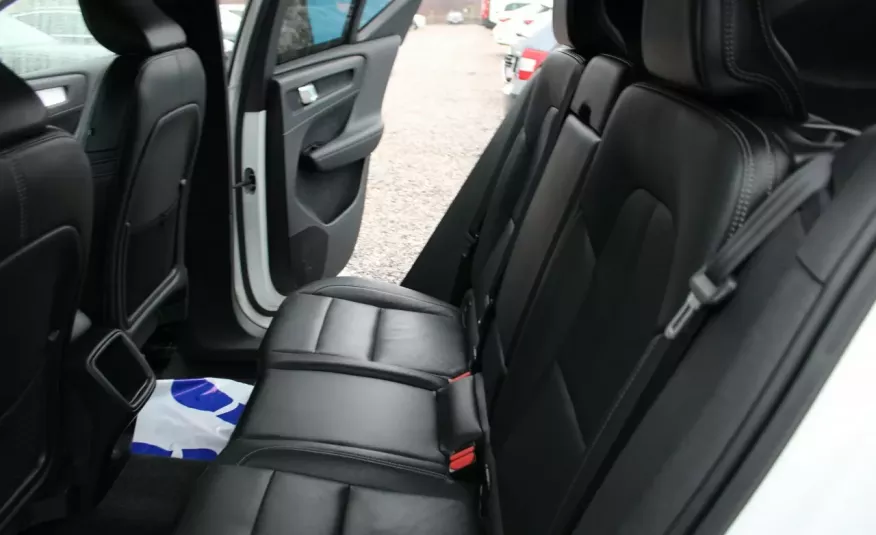 Volvo XC 40 F-Vat, Salon PL, Gwrancja, Alu, Skóra, I-właś, Automat, MOMENTUM.4X4, T5.248KM zdjęcie 7