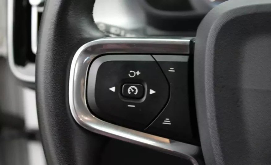 Volvo XC 40 F-Vat, Salon PL, Gwrancja, Alu, Skóra, I-właś, Automat, MOMENTUM.4X4, T5.248KM zdjęcie 10