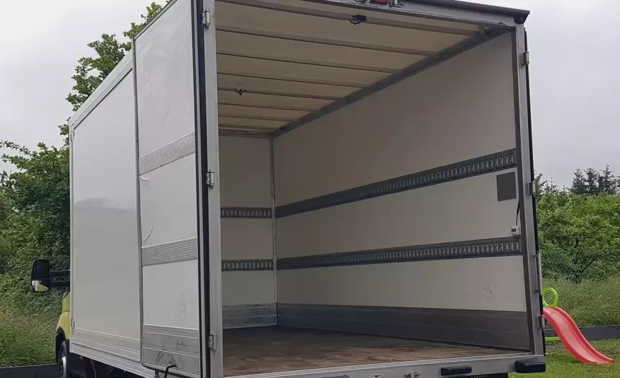 Iveco 8163 KONTENER 8EP 4.14x2.22x2.20 KLIMA MANUAL KRAJOWY DMC 3500 KG 35S12 zdjęcie 18