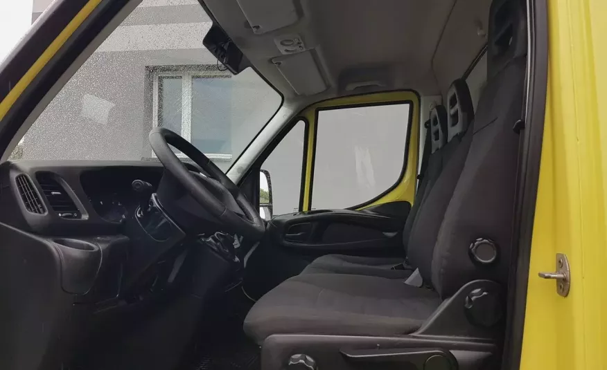 Iveco 8163 KONTENER 8EP 4.14x2.22x2.20 KLIMA MANUAL KRAJOWY DMC 3500 KG 35S12 zdjęcie 20
