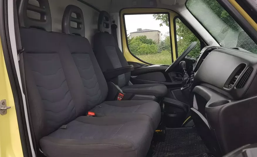 Iveco 8163 KONTENER 8EP 4.14x2.22x2.20 KLIMA MANUAL KRAJOWY DMC 3500 KG 35S12 zdjęcie 22