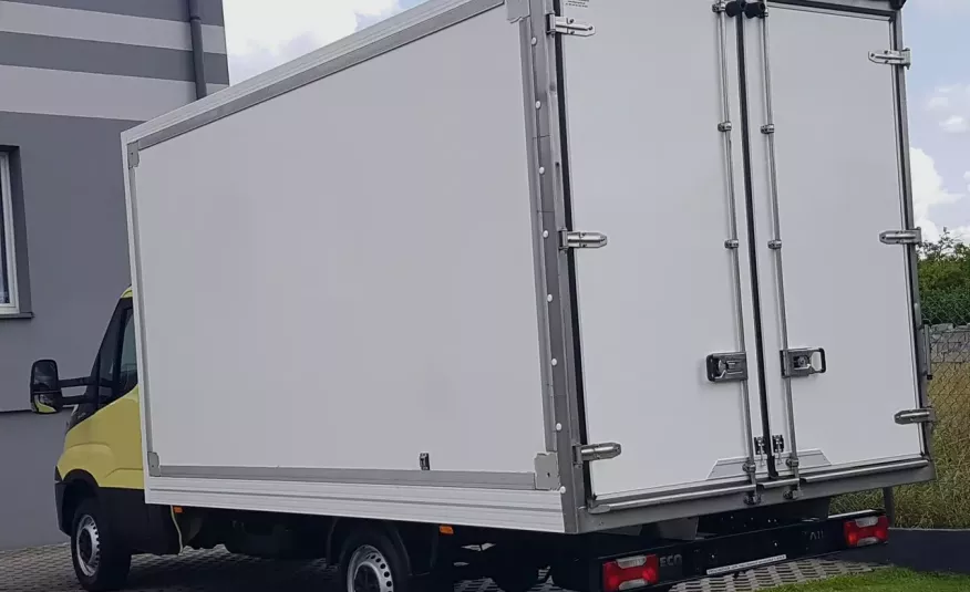 Iveco Daily 35S13 KONTENER 8EP 4.14x2.21x2.20 KLIMA KRAJOWY MANUAL 35S13 zdjęcie 3