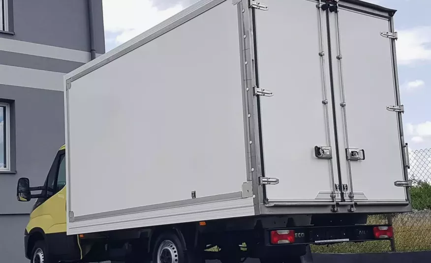 Iveco Daily 35S13 KONTENER 8EP 4.14x2.21x2.20 KLIMA KRAJOWY MANUAL 35S13 zdjęcie 28