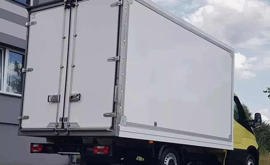 Iveco Daily 35S13 KONTENER 8EP 4.14x2.21x2.20 KLIMA KRAJOWY MANUAL 35S13 zdjęcie 29