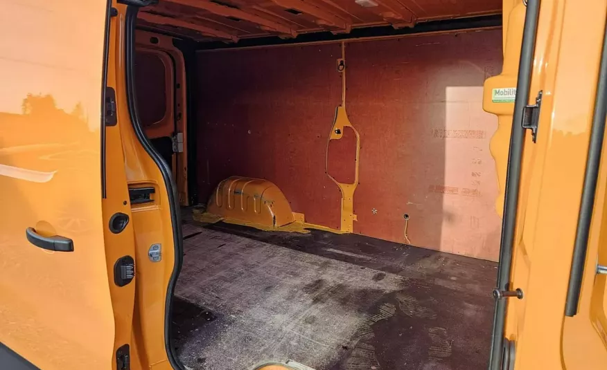 Renault Trafic Pack klim L2 długi rej. 2018 zdjęcie 14