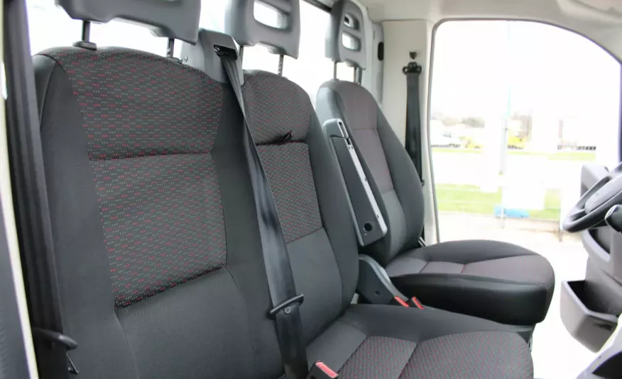 Peugeot Boxer F-VAT, salon-polska, gwarancja, HDS, skrzynia, wyciągarka, niski-przebieg zdjęcie 13