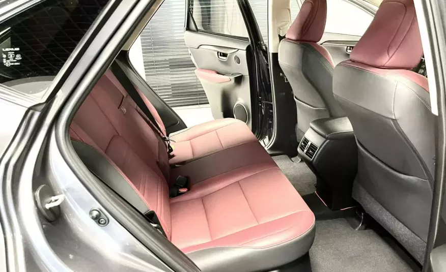 Lexus NX NX300h 2.5 155KM 4X4 E-FOUR PRESTIGE AWD Keyless Automat Skóry ALU zdjęcie 16