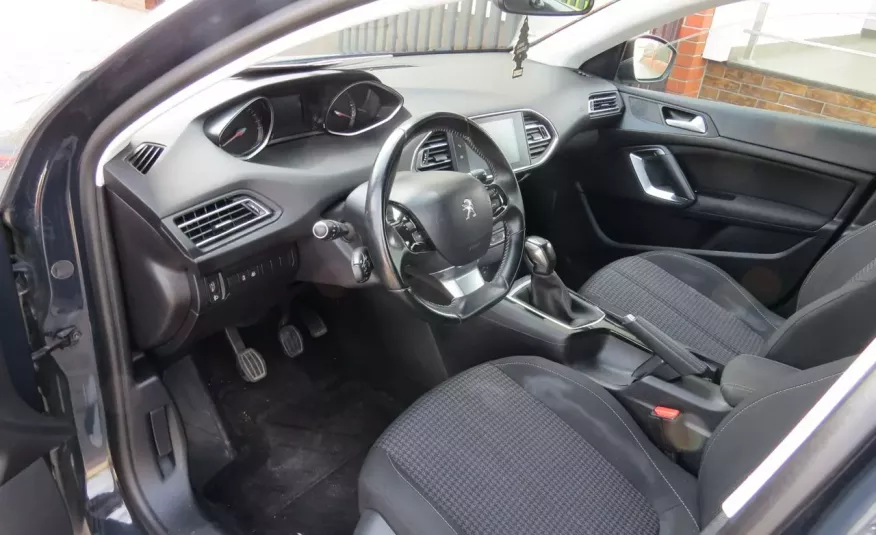 Peugeot 308 1.6 e-HDi 100 KM Nawigacja Parktronic 66 900 km zdjęcie 5