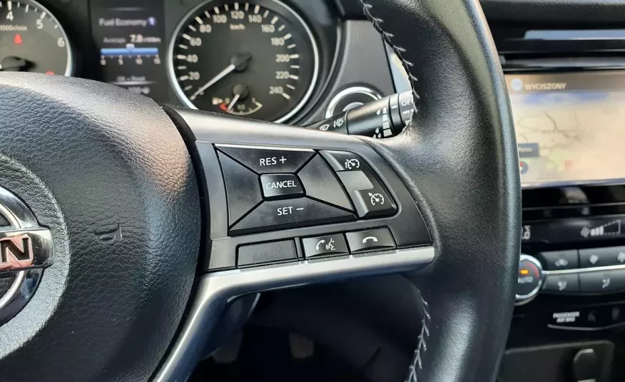 Nissan Qashqai 1.2 DIG -T N-CONNECTA , Panorama dach, Kamera 360 Navi, Salon PL, ASO zdjęcie 16