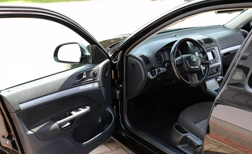 Skoda Octavia 140KM CR Navi Manetki Tempomat Podgrzewane Fotele Niemcy zdjęcie 11