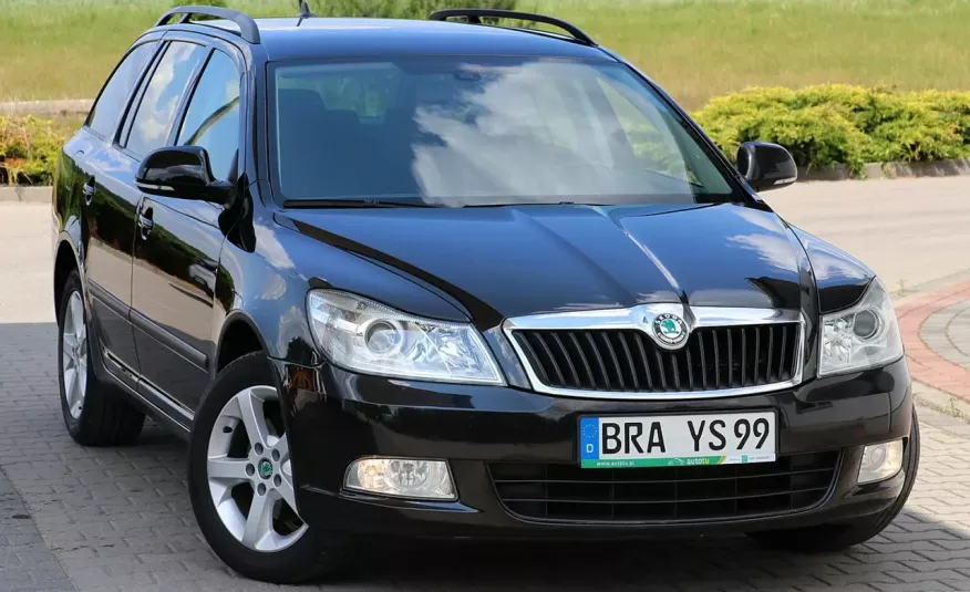 Skoda Octavia 140KM CR Navi Manetki Tempomat Podgrzewane Fotele Niemcy zdjęcie 15