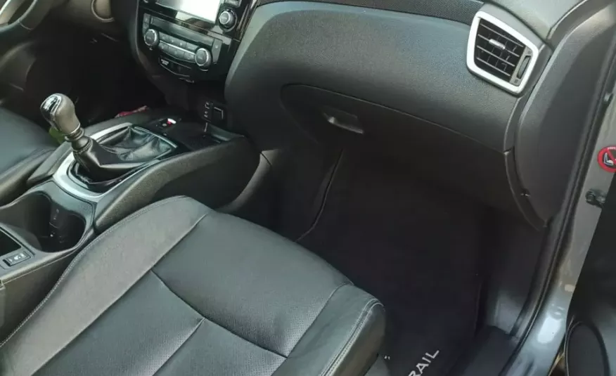 Nissan X-Trail 1.6 DCI niski przebieg 27.000km zdjęcie 16