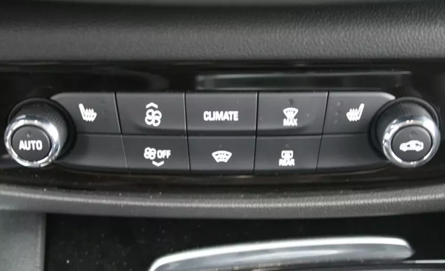 Opel Insignia F-Vat, Gwarancja, Salon Polska, Sedan, Grzane Fotele, Czujniki Parkowania zdjęcie 20