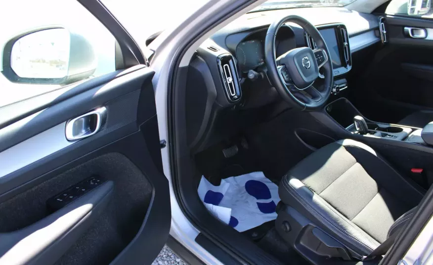 Volvo XC 40 F-vat, salon-polska, I-właściciel, LED, automat, grzane-fotele, półskóra zdjęcie 4