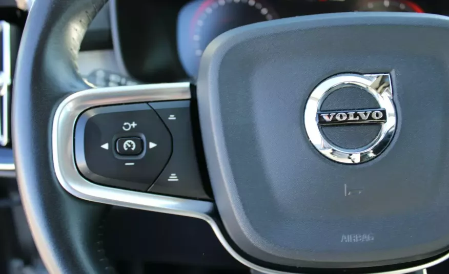 Volvo XC 40 F-vat, salon-polska, I-właściciel, LED, automat, grzane-fotele, półskóra zdjęcie 6