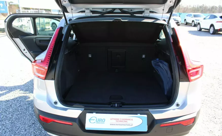 Volvo XC 40 F-vat, salon-polska, I-właściciel, LED, automat, grzane-fotele, półskóra zdjęcie 11