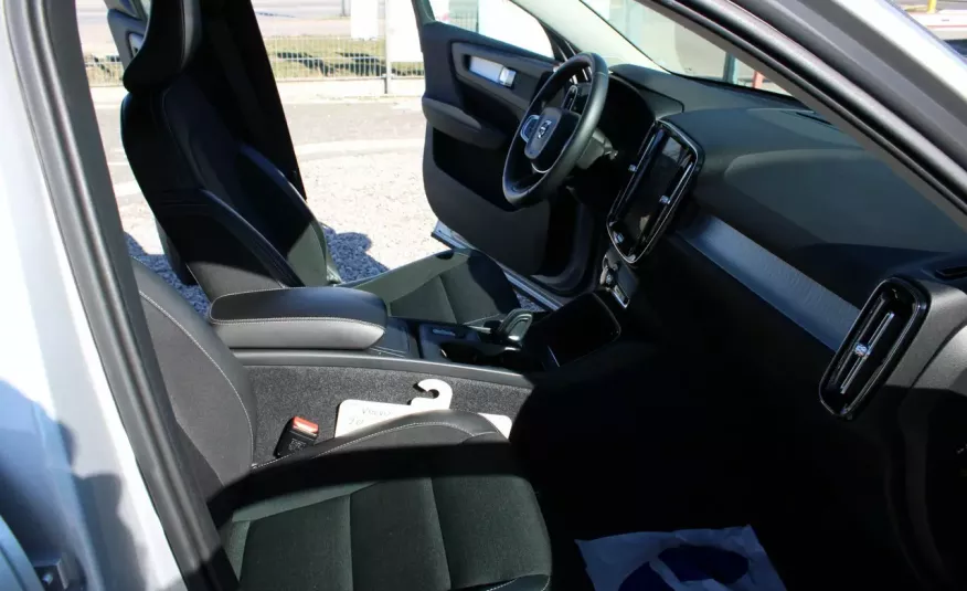 Volvo XC 40 F-vat, salon-polska, I-właściciel, LED, automat, grzane-fotele, półskóra zdjęcie 14