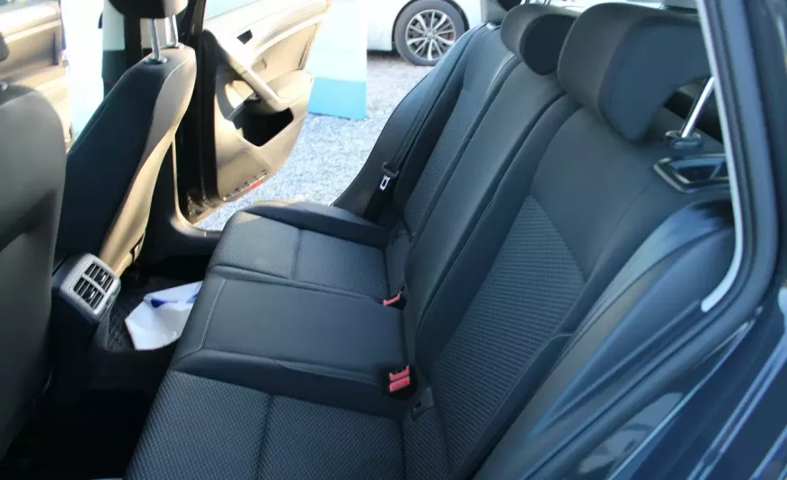 Volkswagen Golf F-vat, salon-polska, gwarancja, czujniki-parkowania, comfortline, I-właścic zdjęcie 12