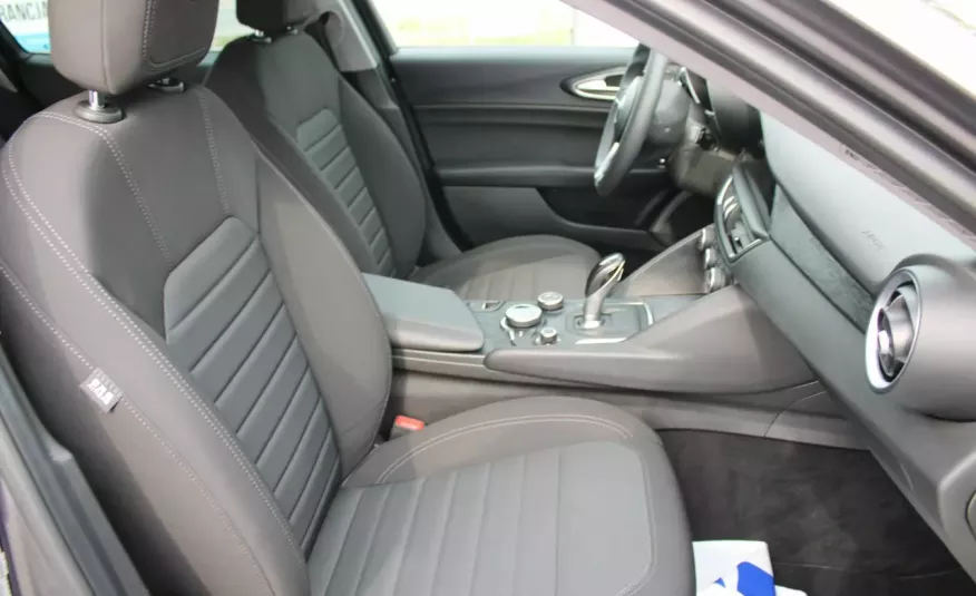 Alfa Romeo Giulia F-Vat, salon-pl, niski-przebieg, gwarancja, Automat, Alu, I-właść, Netto88537 zdjęcie 9