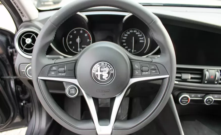 Alfa Romeo Giulia F-Vat, salon-pl, niski-przebieg, gwarancja, Automat, Alu, I-właść, Netto88537 zdjęcie 16