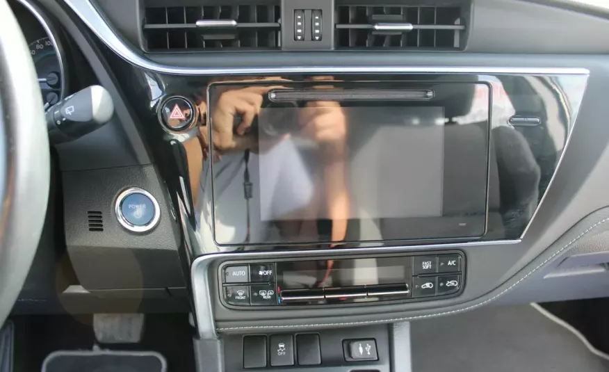 Toyota Auris F-vat, salon pl, gwarancja, I-właściciel, Hybryda, Premium, automat, ALU zdjęcie 20