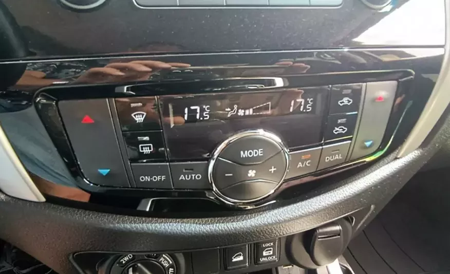 Nissan Navara zdjęcie 19