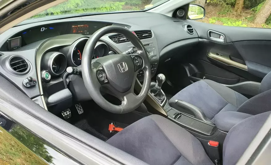Honda Civic 2.2 iDTEC 150KM # Climatronic # Kamera # Welur # Serwis do Końca zdjęcie 6