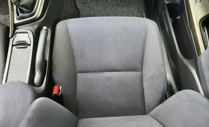 Honda Civic 2.2 iDTEC 150KM # Climatronic # Kamera # Welur # Serwis do Końca zdjęcie 9