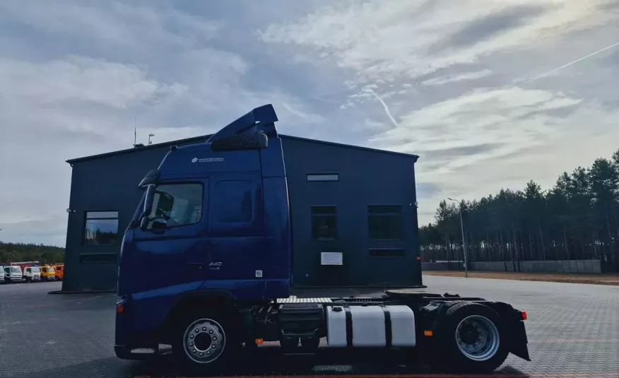 Volvo FH 13 440 Globetrotter automat mega 2007 FH 13 440 Globetrotter automat mega 2007 zdjęcie 2