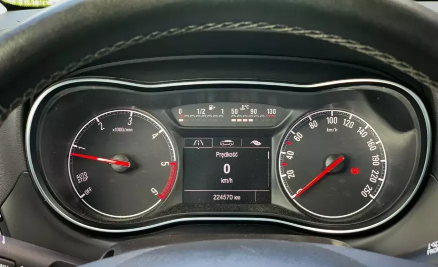 Zafira Opel Zafira 2.0 170 KM Faktura VAT 23% 7 osób zdjęcie 17