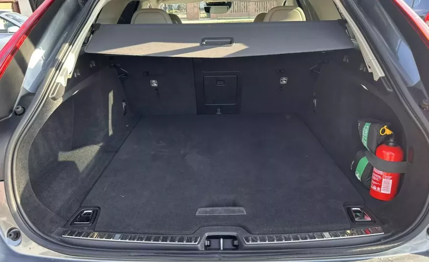 Volvo V90 Cross Country Salon, Serwis zdjęcie 15